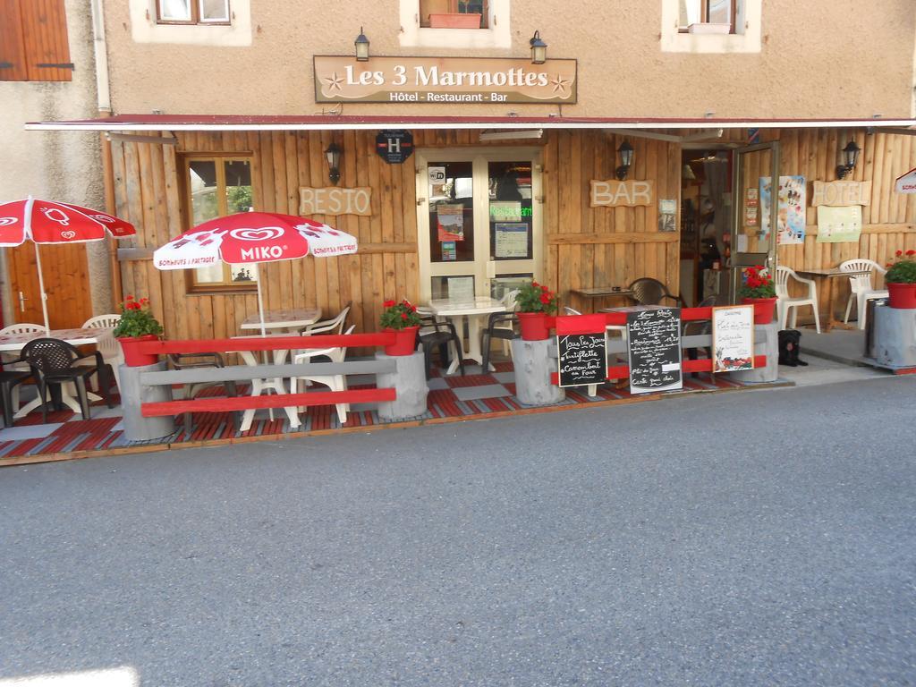 Hotel Les 3 Marmottes Lus-la-Croix-Haute Zewnętrze zdjęcie