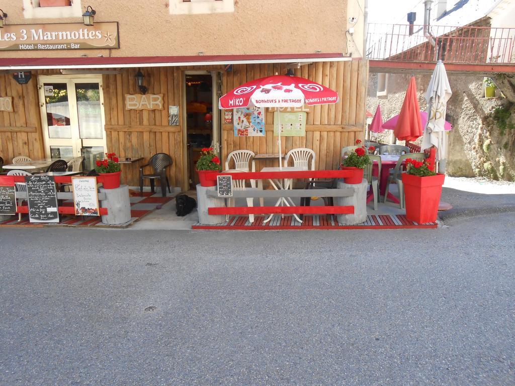 Hotel Les 3 Marmottes Lus-la-Croix-Haute Zewnętrze zdjęcie