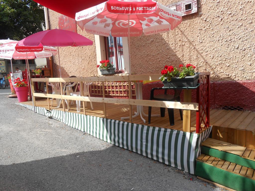 Hotel Les 3 Marmottes Lus-la-Croix-Haute Zewnętrze zdjęcie
